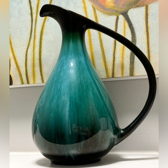 Blue Mountain Pottery Large Pitcher 10in Tall - Picture 2 of 10